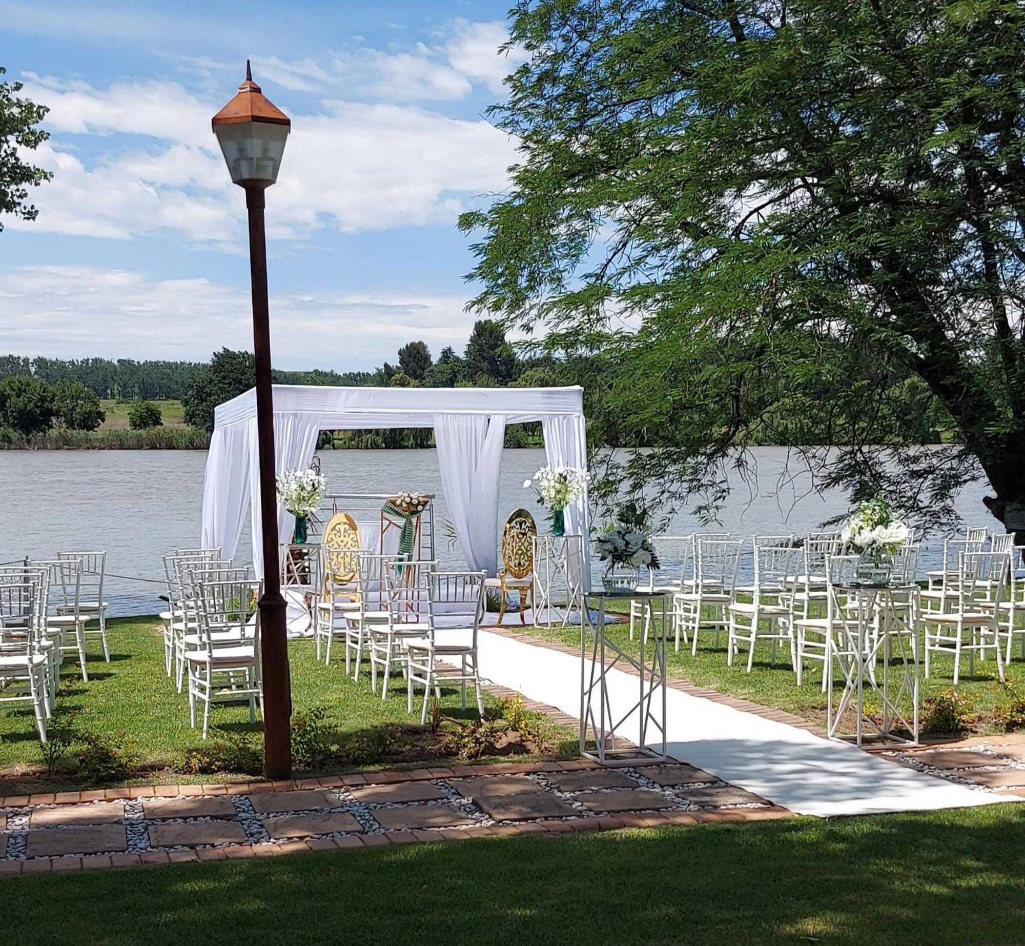 Lalamanzi River Lodge Vanderbijlpark Exterior foto
